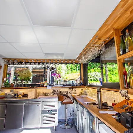 أولينسفانغ غجيستيهيم بيت شباب *