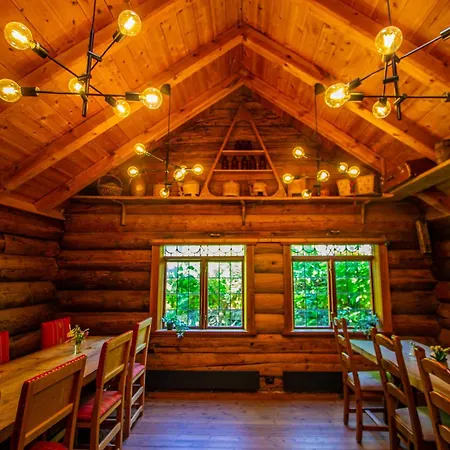 بيت شباب أولينسفانغ غجيستيهيم *