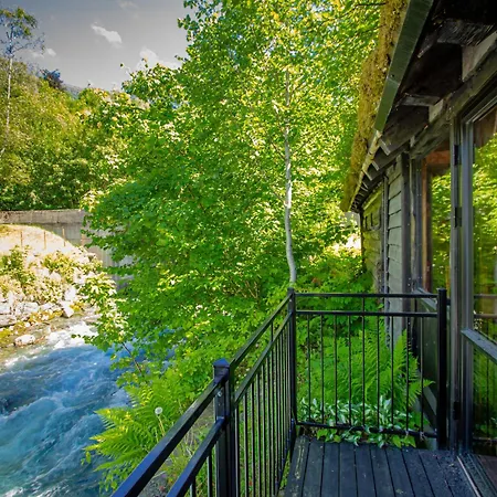 Ullensvang Gjesteheim Hostel Lofthus