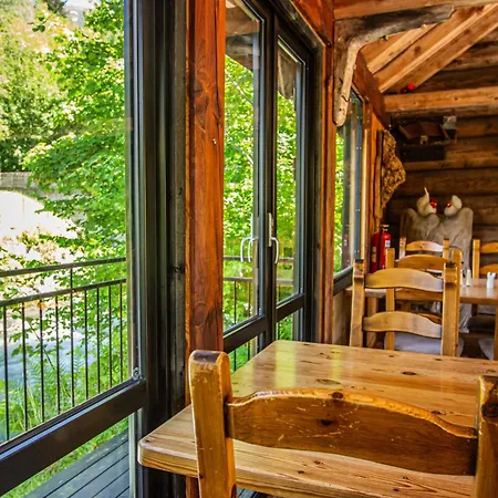 Ullensvang Gjesteheim Hostel Lofthus