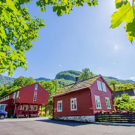 Ullensvang Gjesteheim Hostel