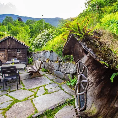 ホステル ウレンスヴァン *