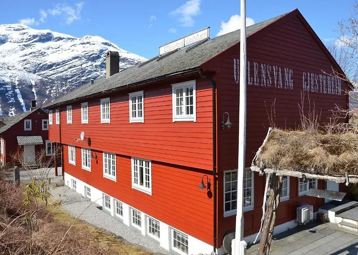 Ullensvang Gjesteheim *